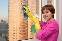 femme-menage-nettoyage-les-vitres.jpg