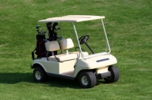 Voiturette de golf cart blanche